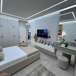 Marevista Escape * Golem (Tirana)