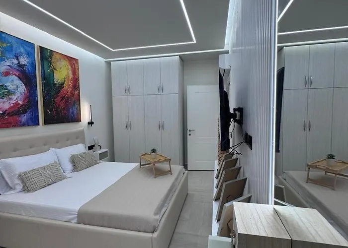 Marevista Escape * Golem (Tirana)